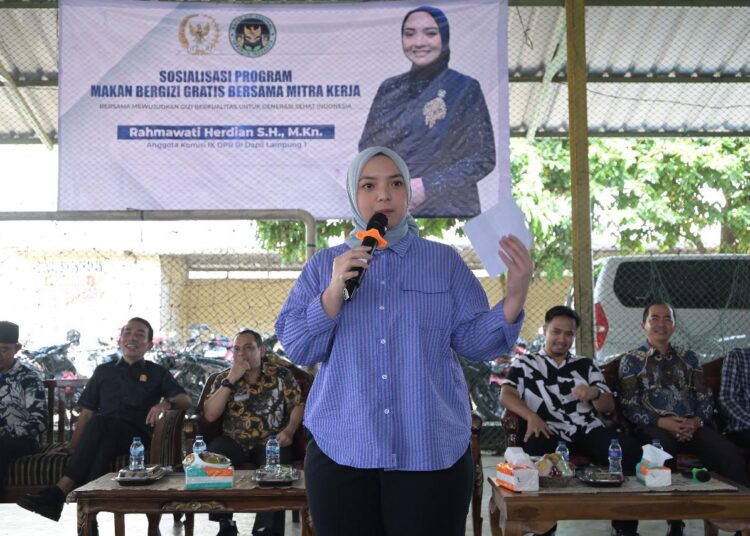 Anggota DPR RI Rahmawati Herdian Perkenalkan Program Makan Bergizi Gratis di Bandar Lampung
